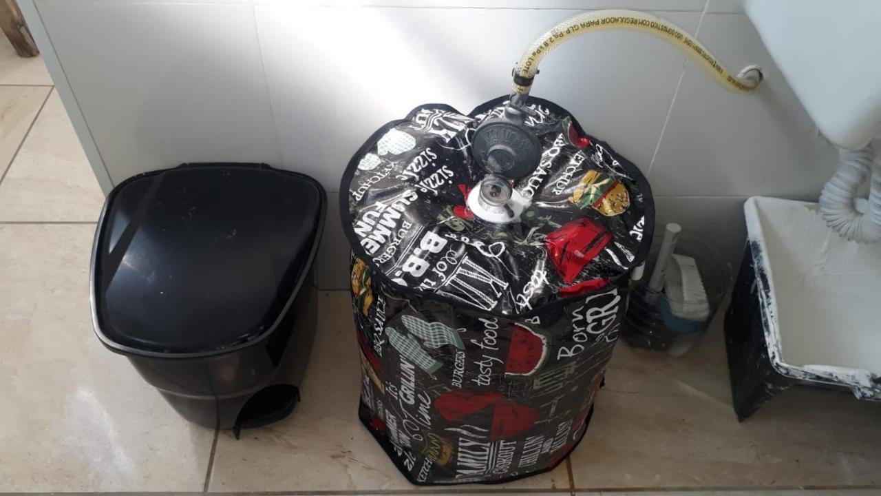 Apartamento Pitangueiras グァルジャー エクステリア 写真