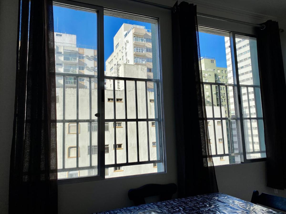Apartamento Pitangueiras グァルジャー エクステリア 写真