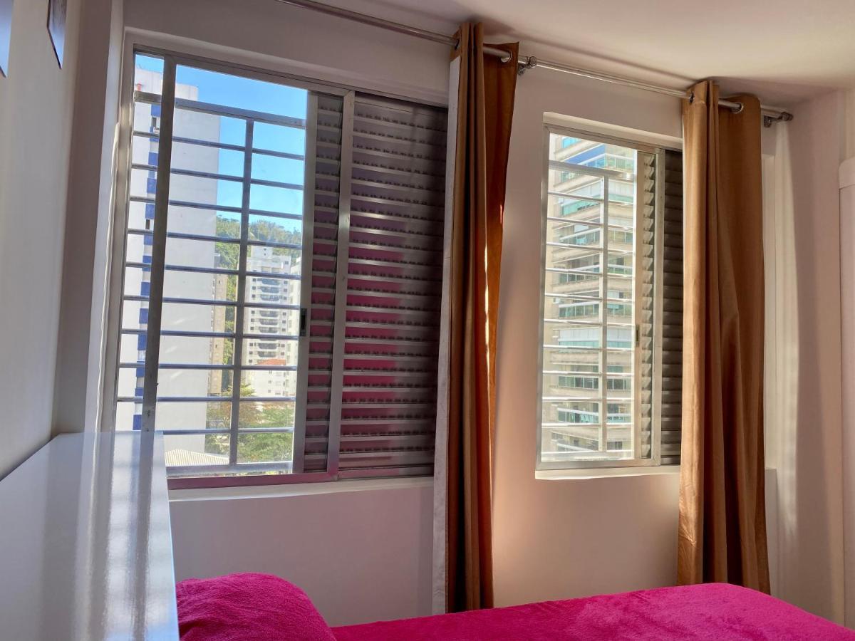 Apartamento Pitangueiras グァルジャー エクステリア 写真