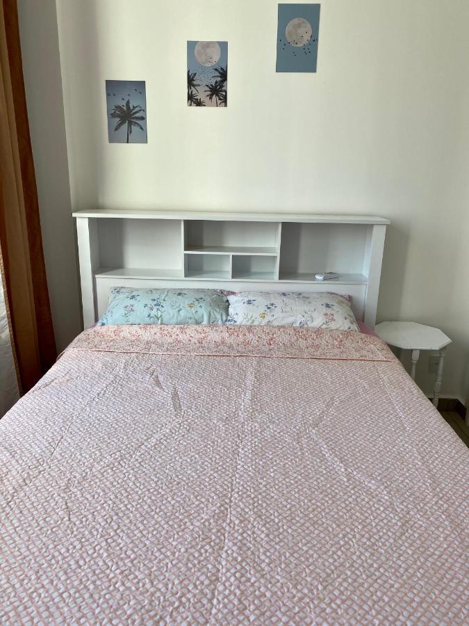 Apartamento Pitangueiras グァルジャー エクステリア 写真