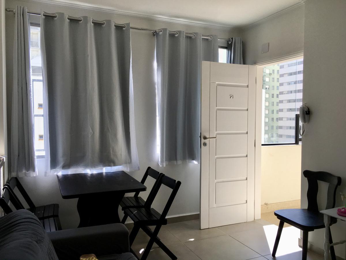 Apartamento Pitangueiras グァルジャー エクステリア 写真