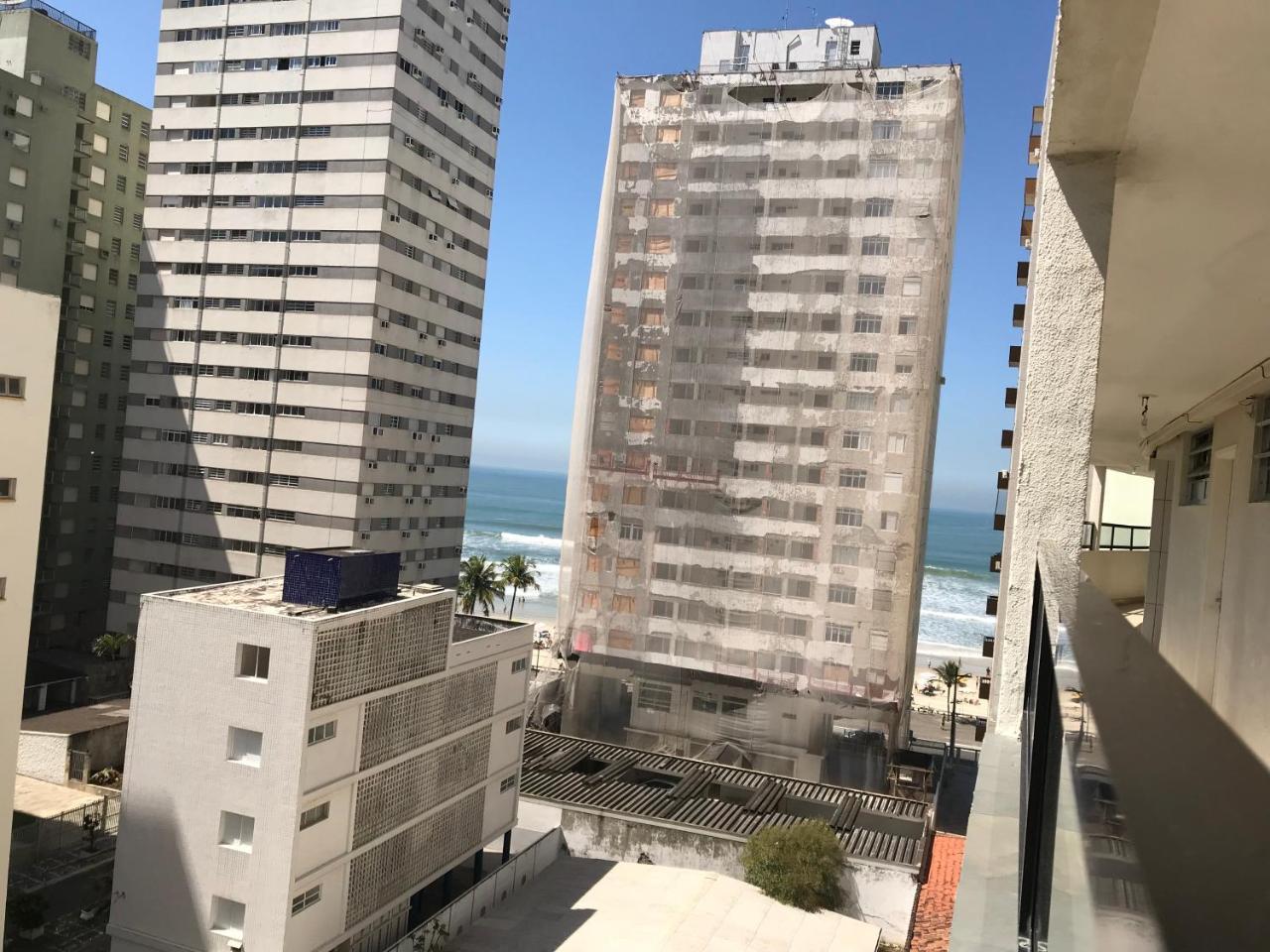 Apartamento Pitangueiras グァルジャー エクステリア 写真